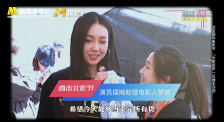 美女扒开尿道让我捅